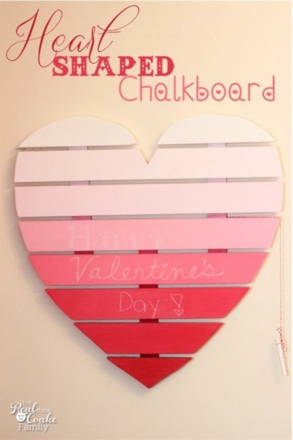 10+ Super Cute DIY Valentine Chalkboard Crafts: Heart shaped chalkboard
