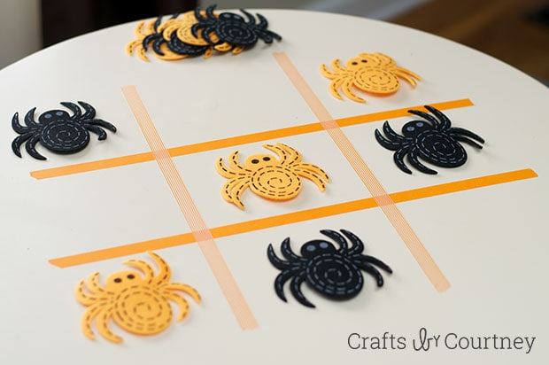 Simple Tic Tac Toe Craft using Washi Tape - Crafts by Courtney