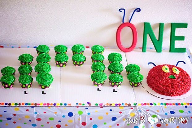 The Very Hungry Caterpillar Birthday Party: Caterpillar Cupcake Station: Caterpillar Cupcakes