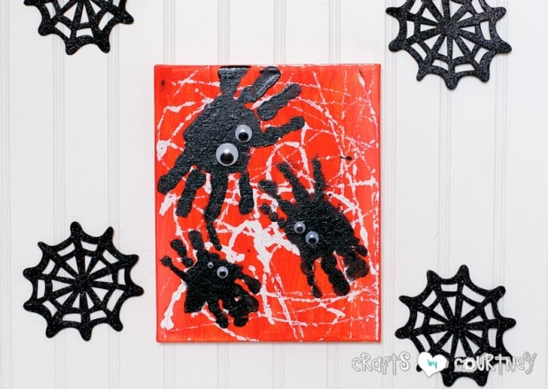 Halloween Craft: Spooky Spider Handprint Craft