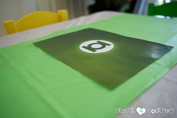 Superhero Birthday Party: Fueling Station: Green Lantern Table Setting