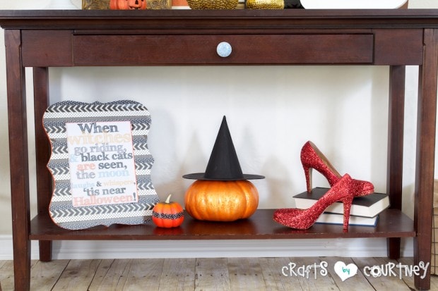 Wicked Halloween Decor Inspiration: Front Entrance: Pumpkin Witch