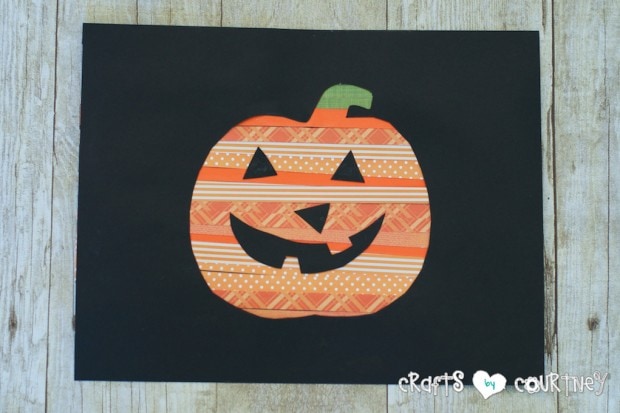 Halloween Craft: Scrapbook Paper Pumpkin Silhouette Craft: Pumpkin Craft
