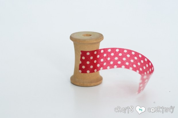 Christmas Inspired Washi Tape Thread Spools: Add Your washi Tape