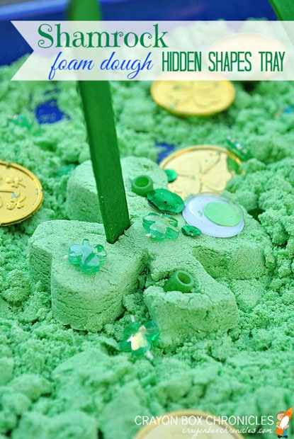10+ Fun St. Patrick's Day Crafts and Activities for Kids: Shamrock foam dough sensory tray 10+ Fun St. Patrick's Day Crafts and Activities for Kids: Shamrock foam dough sensory tray