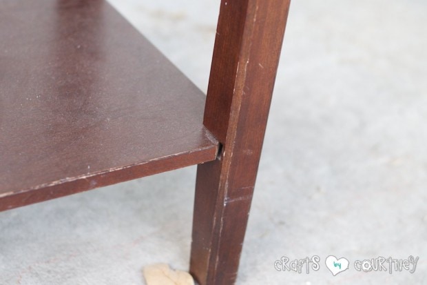 DIY Sofa Table Makeover: Chalk Paint to the Rescue!