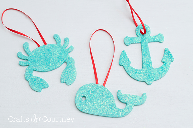 Easy DIY Ornaments for your coastal Christmas - Crafts by Courtney