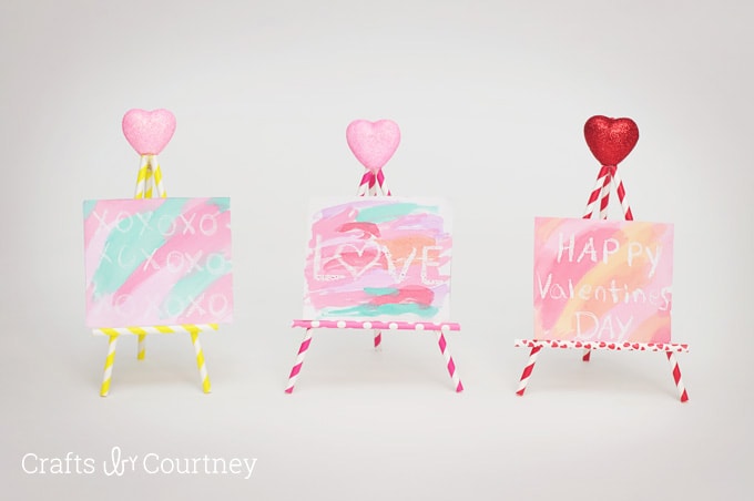 Valentine's paper straw easel