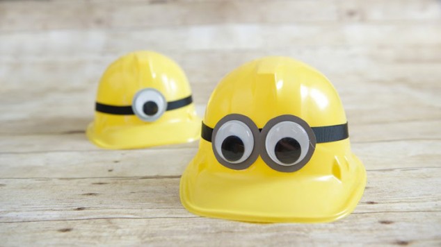 How to Make a Minion Party Hat