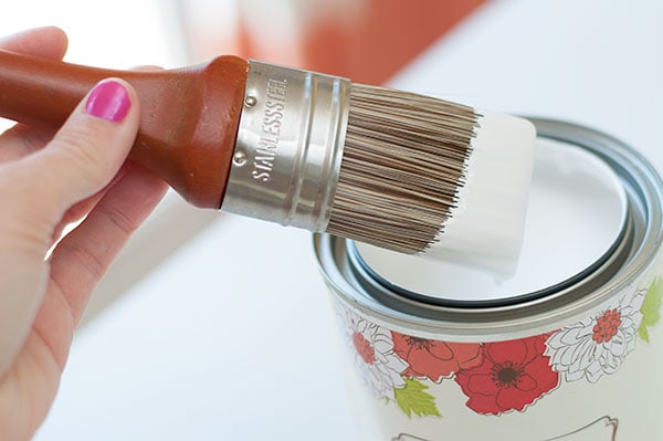 Coastal Furniture Makeover with Country Chic Paints
