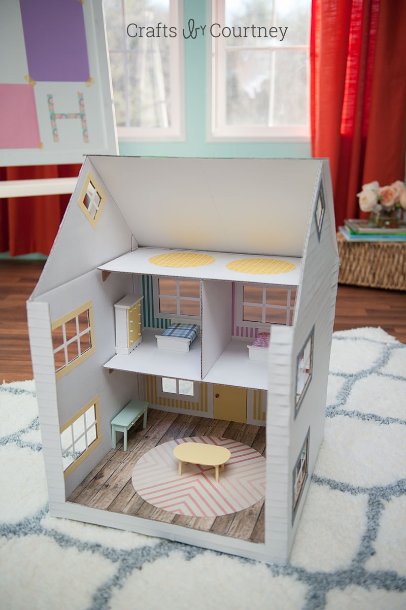 Cardboard Box Craft - DIY Dollhouse