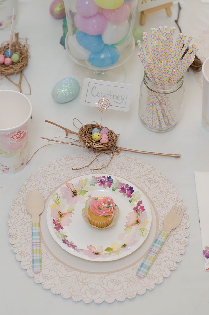 Easter-Party-Table-Setting-6