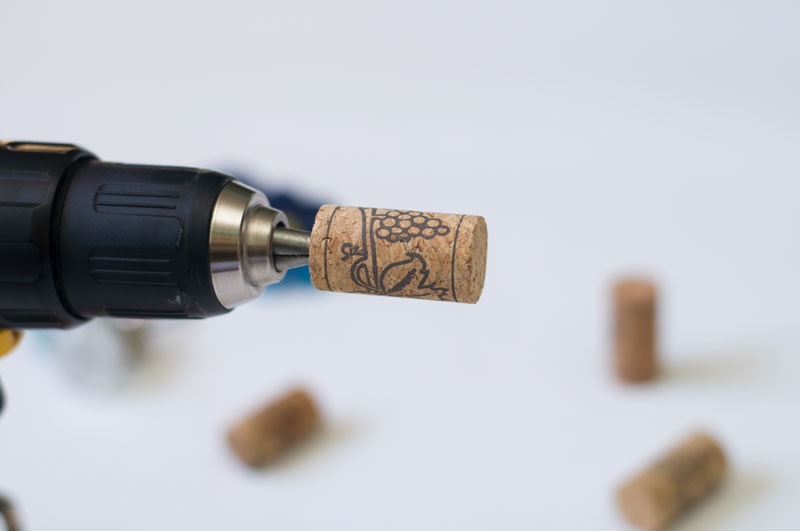 DIY-Wine-Stoppers-3