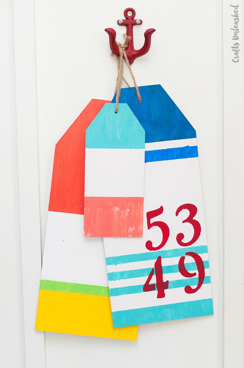 Create cute DIY Large Wooden Buoy Tags
