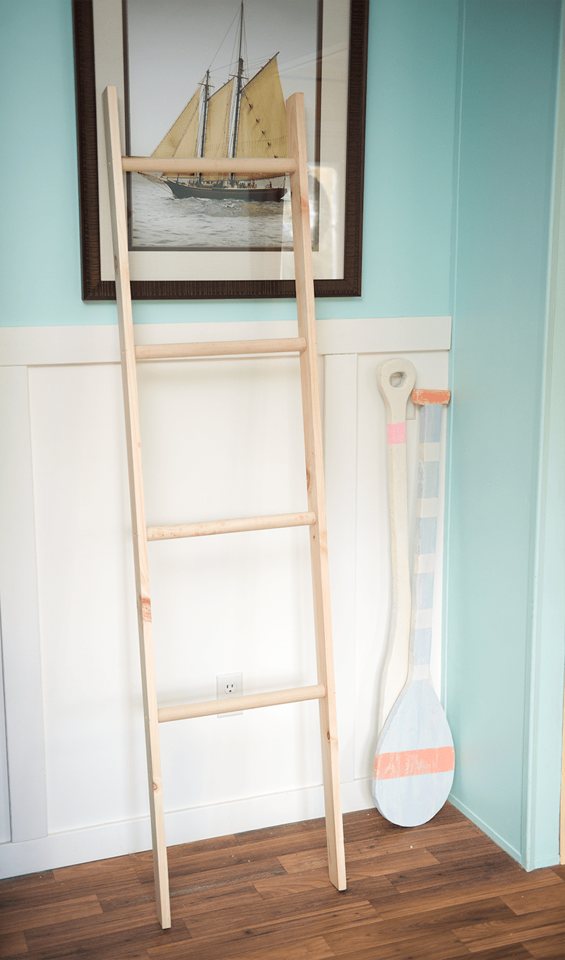 Farmhouse DIY Blanket Ladder Tutorial