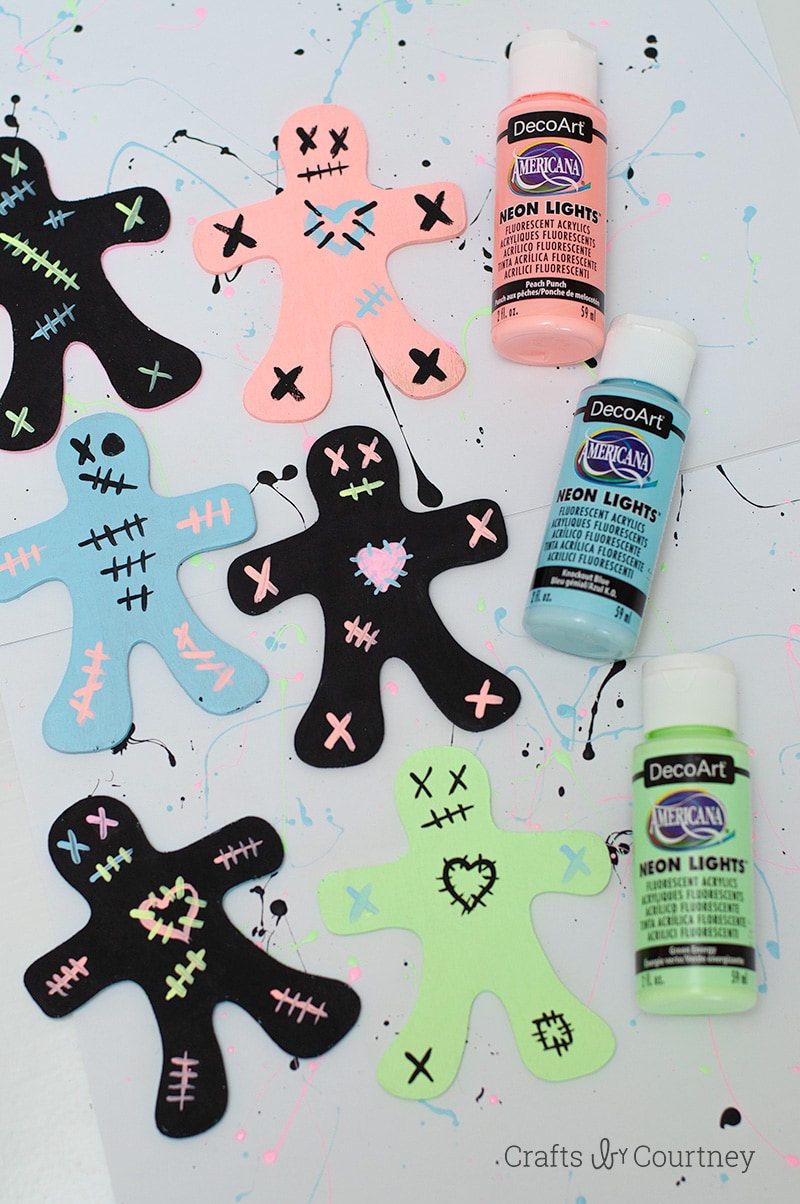 Create a Gingerbread Zombie Craft for Halloween with Neon Paints