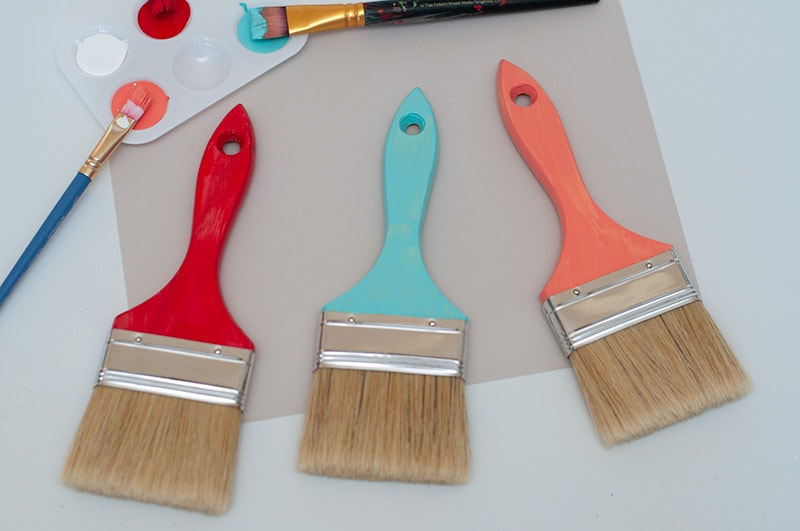 How to Make a Santa Paintbrush Ornament