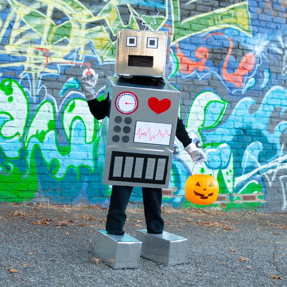DIY Robot Costume - DIY Halloween Costume