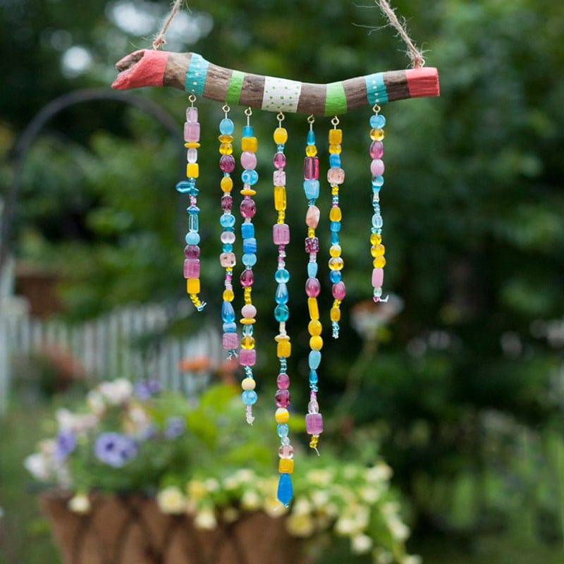 https://www.craftsbycourtney.com/how-to-crafts/beaded-diy-wind-chimes-for-kids/